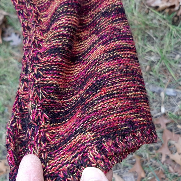 NY Collection Sweater. - Picture 2 of 8